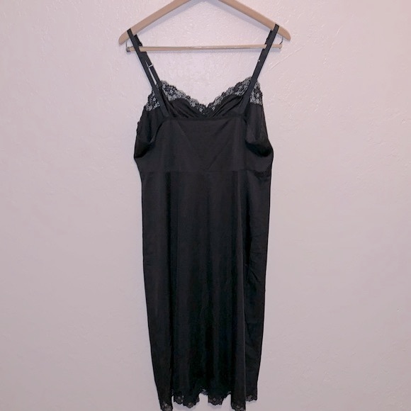 Shadowline 70’s Vintage Black Midi Slip - Picture 2 of 8